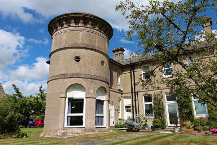 1 Bedroom Flat To Rent In Tower House Close, Cuckfield, RH17
