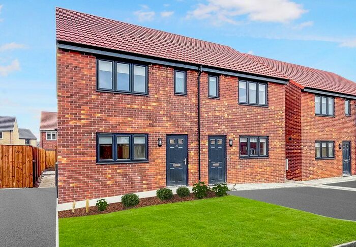 3 Bedroom Semi-Detached House To Rent In Coney Green Road, Clay Cross, Chesterfield, S45