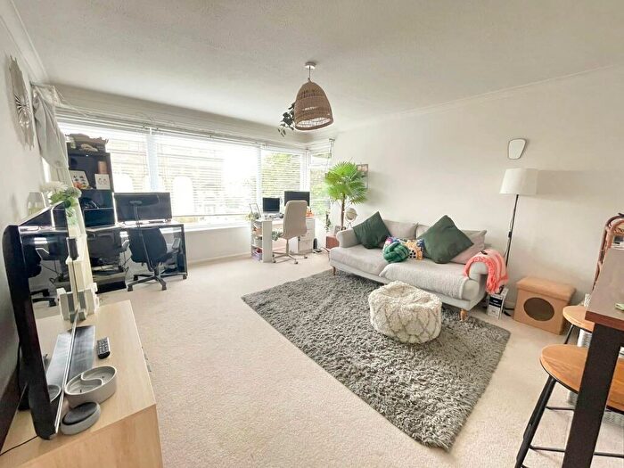 3 Bedroom Apartment To Rent In Roedean Court, Roedean Road, Brighton, BN2