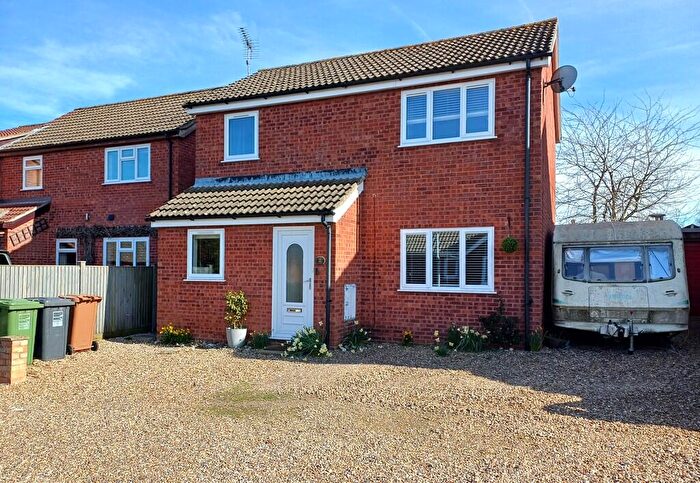 3 Bedroom Detached House For Sale In Hipperson Close, North Walsham, NR28