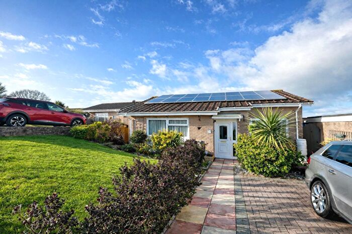 2 Bedroom Detached Bungalow For Sale In Summercourt Way, Brixham, TQ5