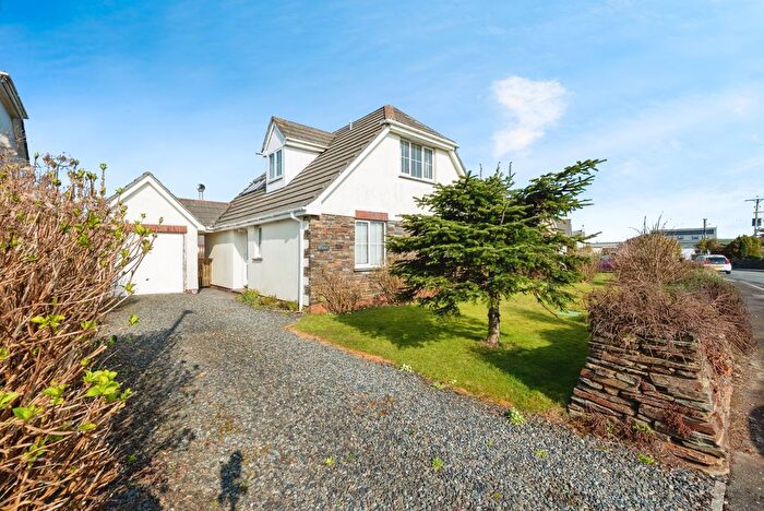 3 Bedroom Detached House For Sale In Trecarne Gardens, Delabole, Cornwall, PL33