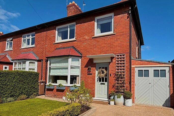 3 Bedroom Semi Detached House For Sale In Foxton Avenue, Cullercoats, Tyne And Wear, NE30