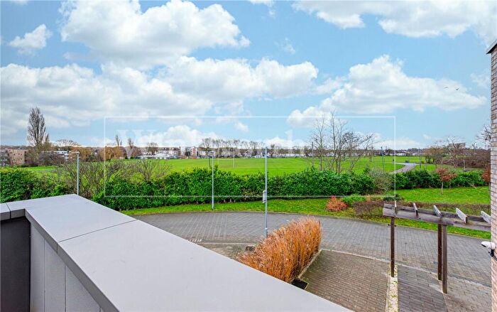 4 Bedroom Town House To Rent In Mark Twain Drive, London, NW2