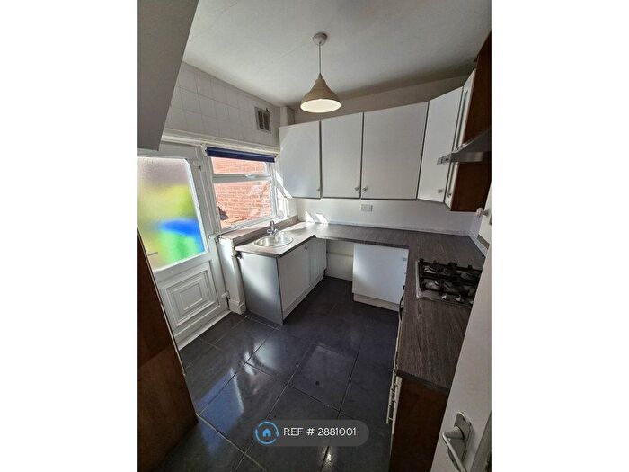 2 Bedroom Semi-Detached House To Rent In Lord St, Manchester, M24