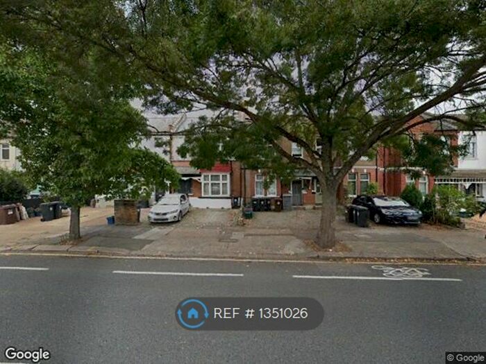 3 Bedroom Maisonette To Rent In London Road, Isleworth, TW7