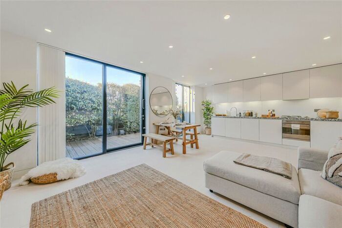 2 Bedroom Apartment To Rent In Latitude House, Oval Road, Camden, London, NW1