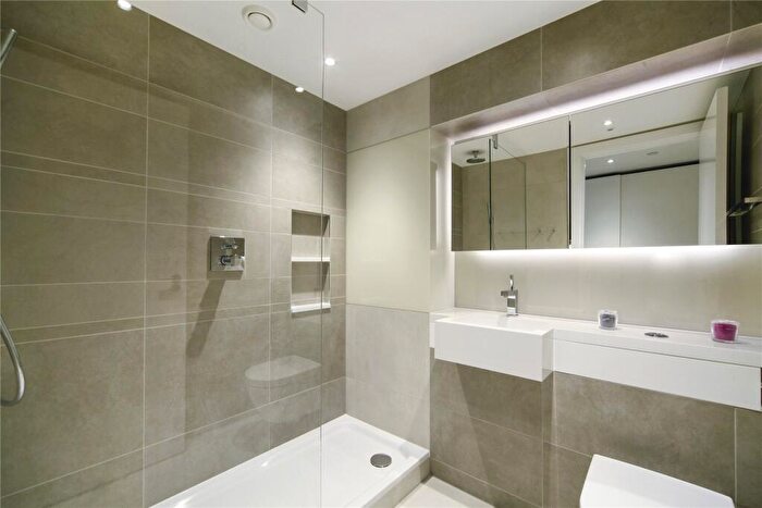 2 Bedroom Apartment To Rent In Riverlight Quay London, SW11