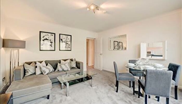 2 Bedroom Flat To Rent In Fulham Road, South Kensington, SW3