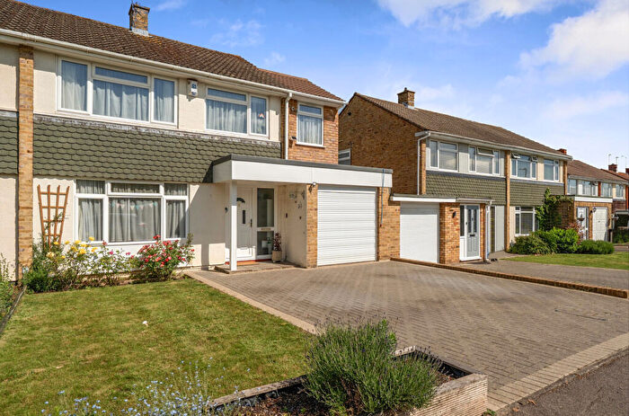 3 Bedroom Semi-Detached House For Sale In Testwood Road, Windsor, Windsor And Maidenhead, SL4