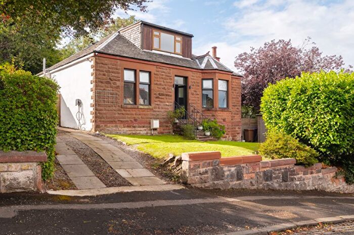 4 Bedroom Detached Bungalow For Sale In Courthill Avenue, Old Cathcart, G44