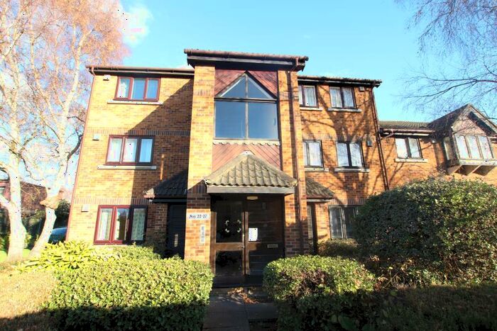 1 Bedroom Apartment To Rent In Woking, GU22