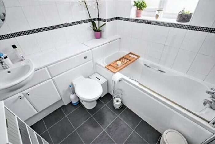 1 Bedroom Terraced House To Rent In Belgrave Road, Billericay, CM12