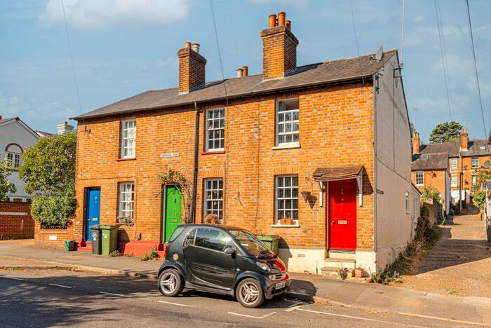 2 Bedroom Terraced House To Rent In Horsham Road, Dorking, RH4