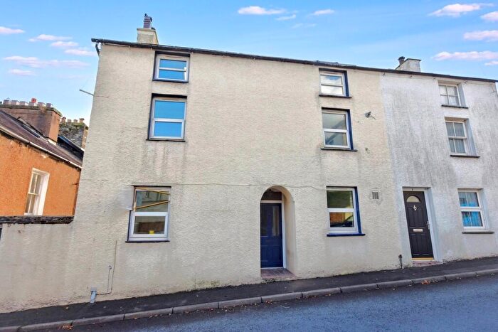 4 Bedroom End Of Terrace House For Sale In New Street, Broughton-in-Furness, Cumbria, LA20