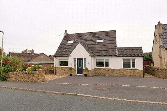 5 Bedroom Detached House For Sale In Park Crescent, Embsay, Skipton, BD23