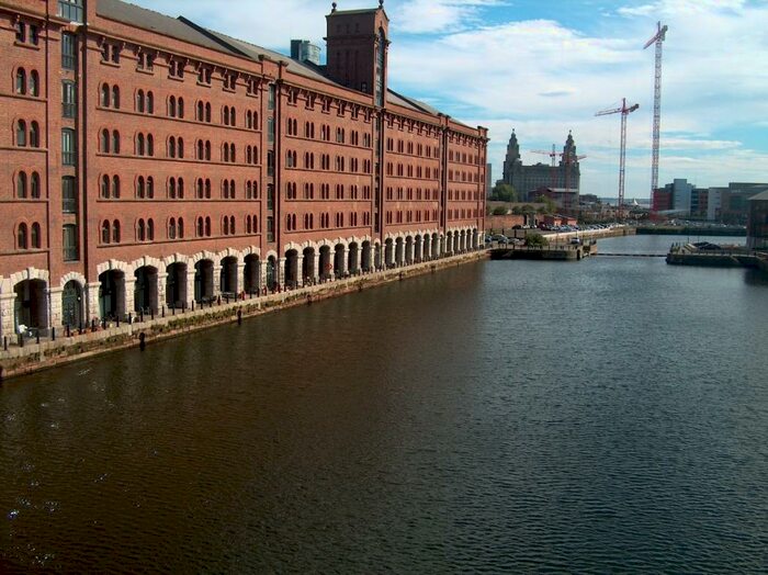 2 Bedroom Apartment To Rent In Waterloo Quay Liverpool, L3