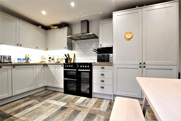 5 Bedroom House To Rent In Brunswick Road, Gloucester, GL1