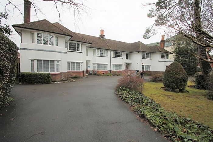 1 Bedroom Flat To Rent In Poole Road, Branksome, Poole, BH12