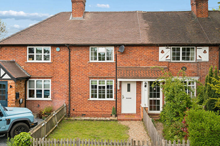 2 Bedroom Cottage For Sale In Cookham Village, SL6