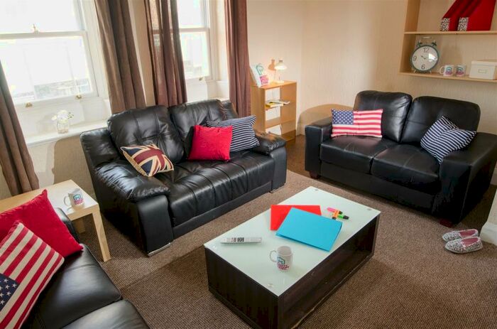 6 Bedroom Private Hall To Rent In King Street, Lancaster, LA1