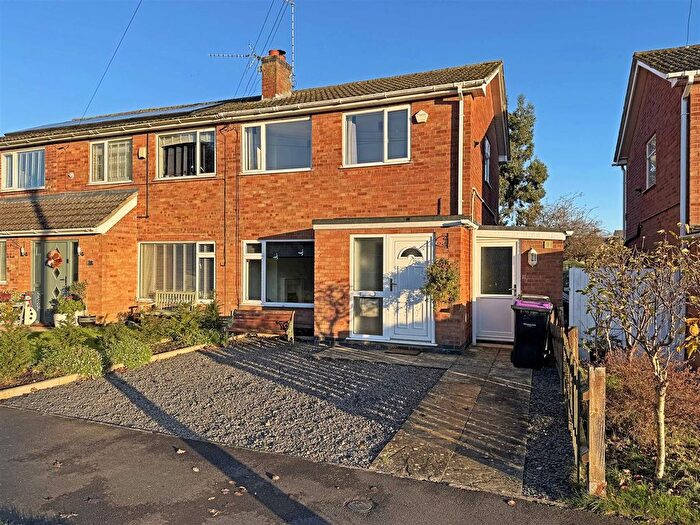 3 Bedroom Semi Detached House To Rent In Haddon Road, Stamford, PE9