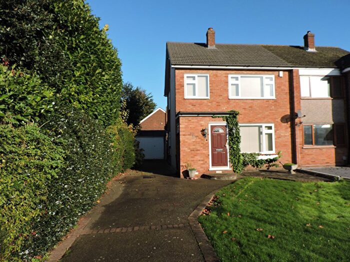 3 Bedroom Semi-Detached House To Rent In Ashdown Crescent, Waltham Cross, EN8