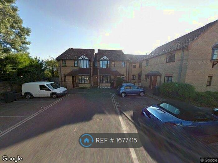 2 Bedroom Flat To Rent In Shortmead Street, Biggleswade, SG18