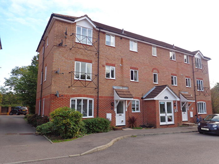 2 Bedroom Flat To Rent In Kempton Court, Timor Close, Whiteley, Hampshire, PO15