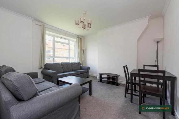3 Bedroom Flat To Rent In Phipps House, White City Estate, London, W12