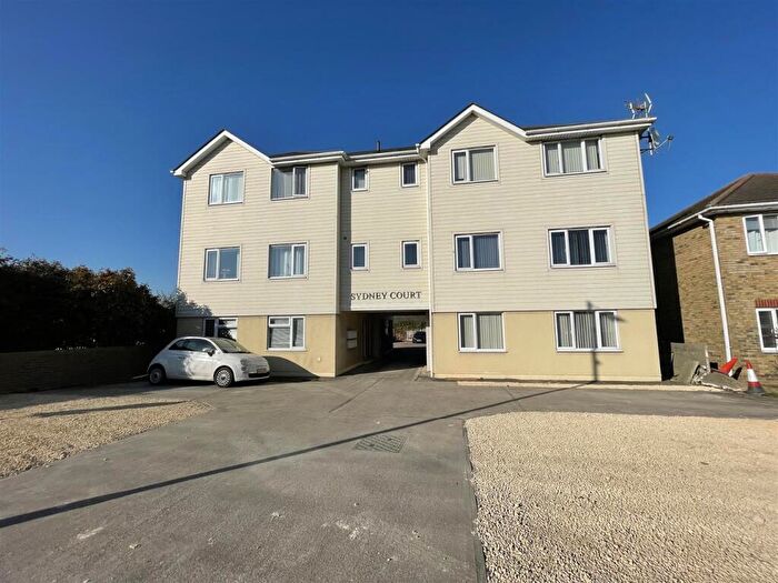 1 Bedroom Flat To Rent In Sydney Court, Canvey Island, SS8