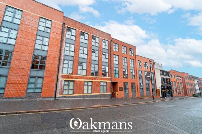 3 Bedroom Apartment To Rent In Warstone Lane, Birmingham, West Midlands, B18