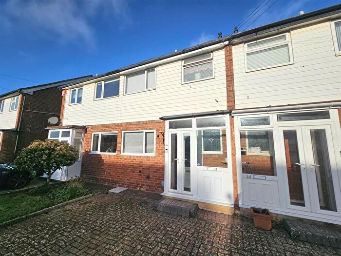 3 Bedroom Terraced House For Sale In Bickenhill Park Road, Solihull, B92