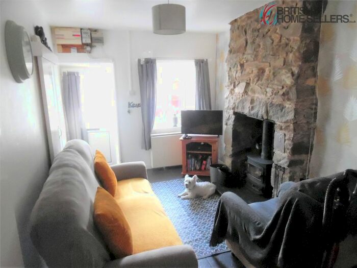 2 Bedroom Bungalow For Sale In Grogan Terrace, Harlech, Gwynedd, LL46