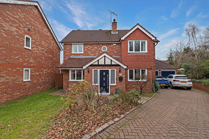 5 Bedroom Detached House For Sale In Dingle Close, Tytherington, SK10