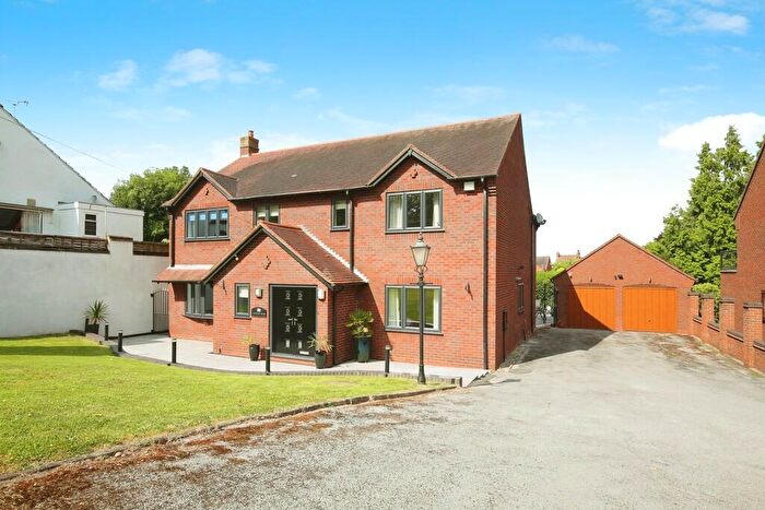 4 Bedroom Detached House For Sale In South Street, Atherstone, CV9