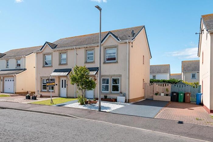 3 Bedroom Semi-Detached House For Sale In Acorn Court, Cellardyke, KY10