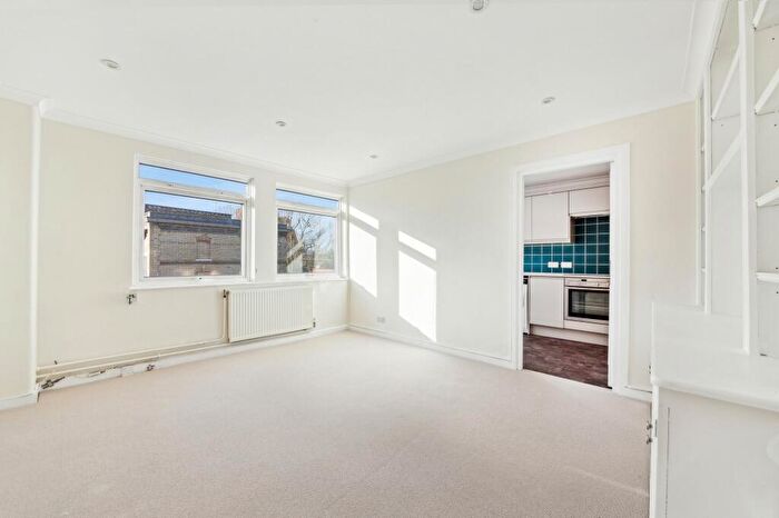 1 Bedroom Flat To Rent In Elm Park Gardens, London, SW10