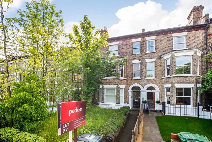 2 Bedroom Apartment To Rent In Norwood Road, Herne Hill, London, SE24