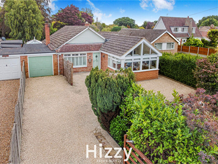 3 Bedroom Bungalow For Sale In Edies Lane, Leavenheath, CO6