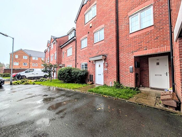 2 Bedroom Flat For Sale In Reed Close, Farnworth, Bolton, BL4