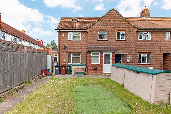 4 Bedroom End Terrace House For Sale In Syon Lane, Isleworth, TW7