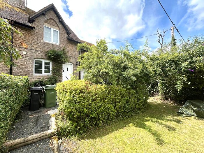 3 Bedroom Semi-Detached House To Rent In Littleworth, Faringdon, Oxfordshire, SN7