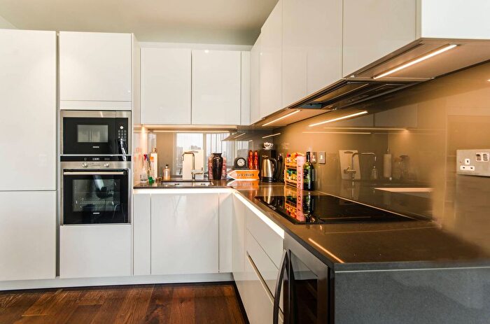 1 Bedroom Flat To Rent In Central Avenue, Fulham, London, SW6