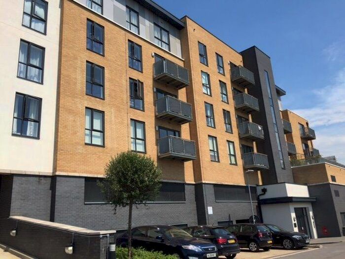 1 Bedroom Flat To Rent In Little Brights Road, Belvedere, DA17