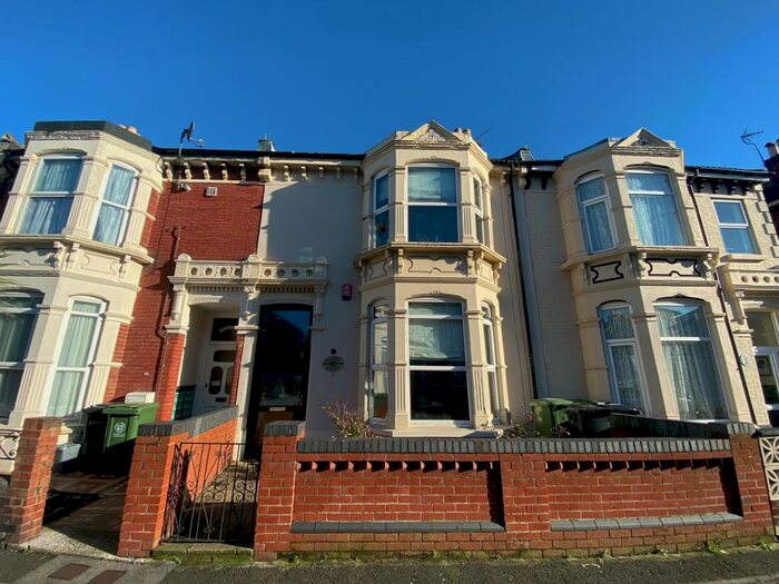 4 Bedroom House To Rent In Gladys Avenue, Portsmouth, PO2