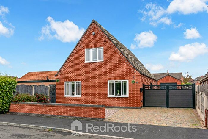 4 Bedroom Detached House For Sale In Holm Road, Westwoodside, Doncaster, Lincolnshire, DN9