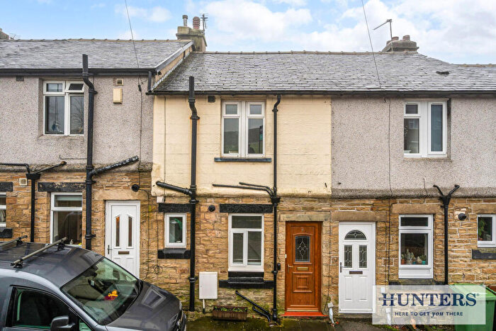 2 Bedroom Terraced House For Sale In Highfield Terrace, Rawdon, Leeds, LS19