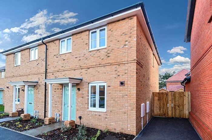 2 Bedroom Semi-Detached House To Rent In Egret Way, Fordingbridge, Hampshire, SP6