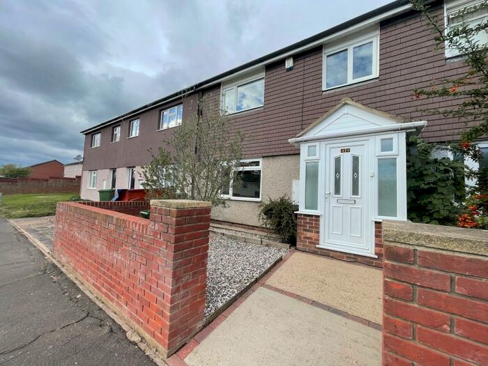3 Bedroom House To Rent In Glenmere, Basildon, SS16